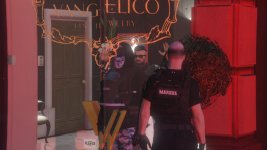 Vanheist.jpg